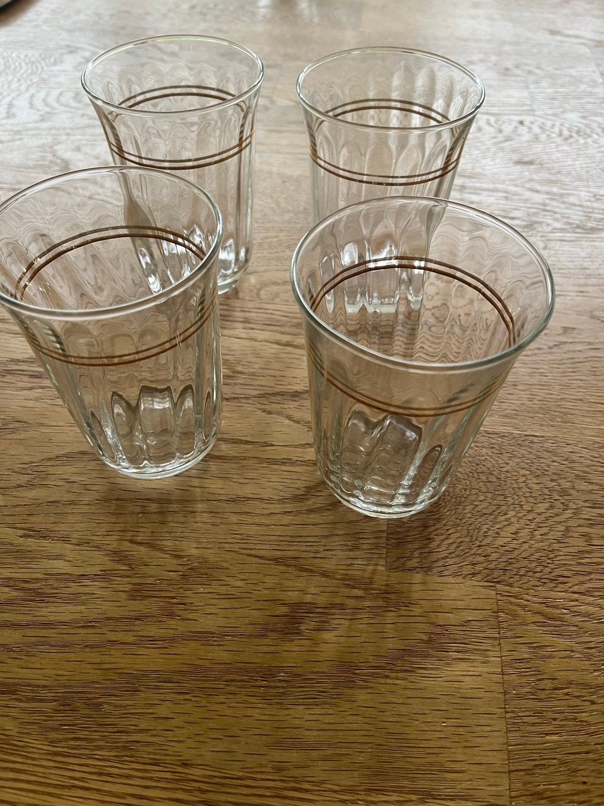 4 Vintage Geribbelde Glazen met Gouden Randjes, Antiek en Kunst, Ophalen of Verzenden