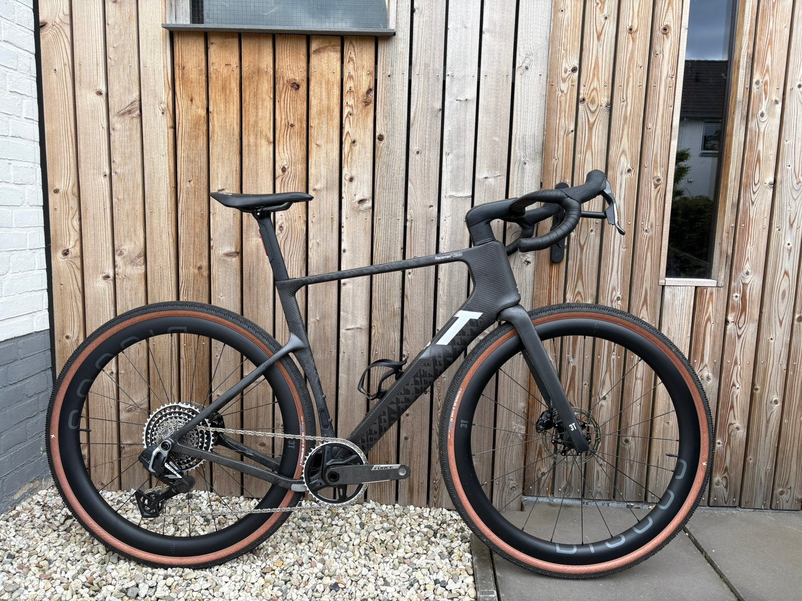 €3000,- KORTING 3T Racemax2 Italia Large Sram Force AXS XPLR