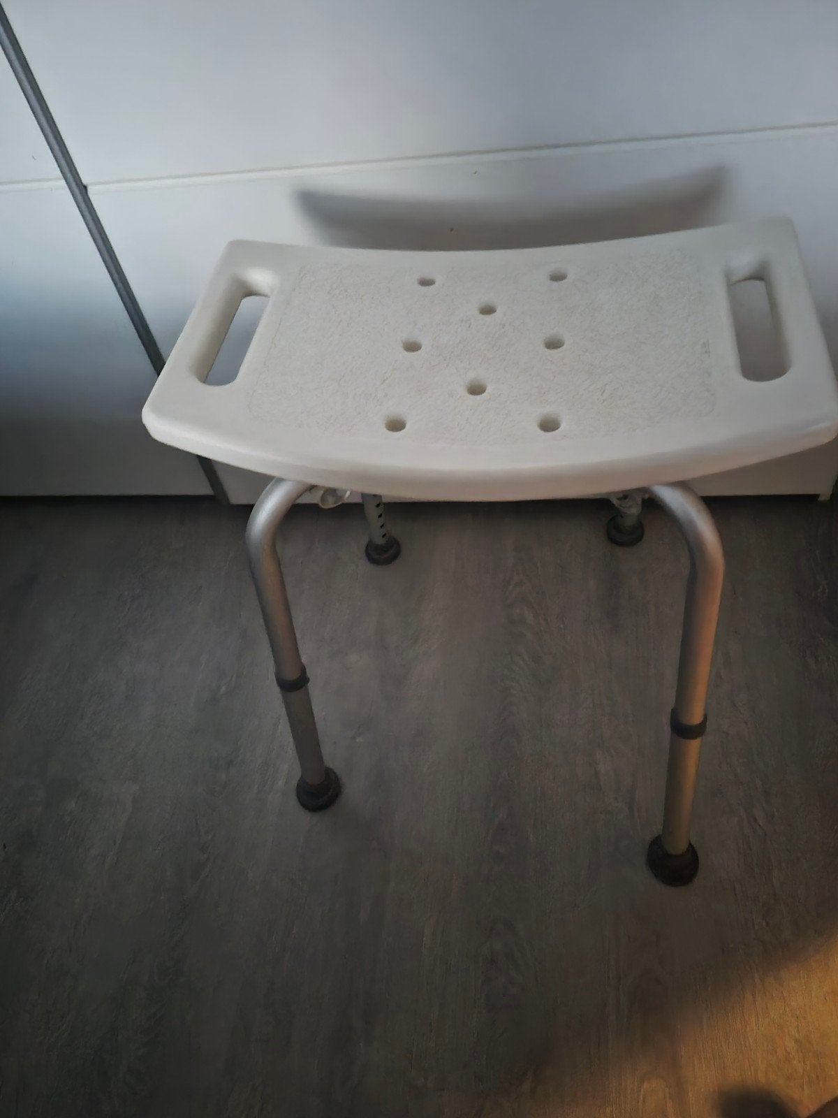lichtgewicht Douche kruk nw Vaste pr €15euro, Diversen, Ophalen