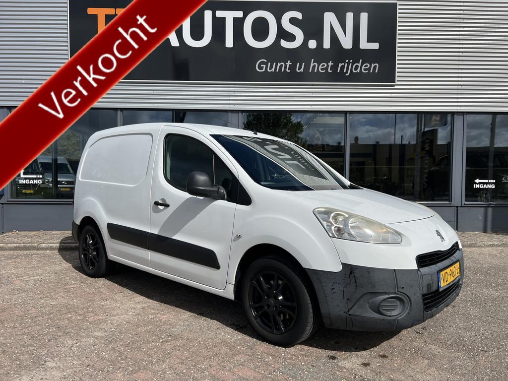 Peugeot Partner 120 1.6 HDI 3 Pers /Airco/Cruise/Trekhaak, Voorwielaandrijving, Euro 5, Stof, Gebruikt