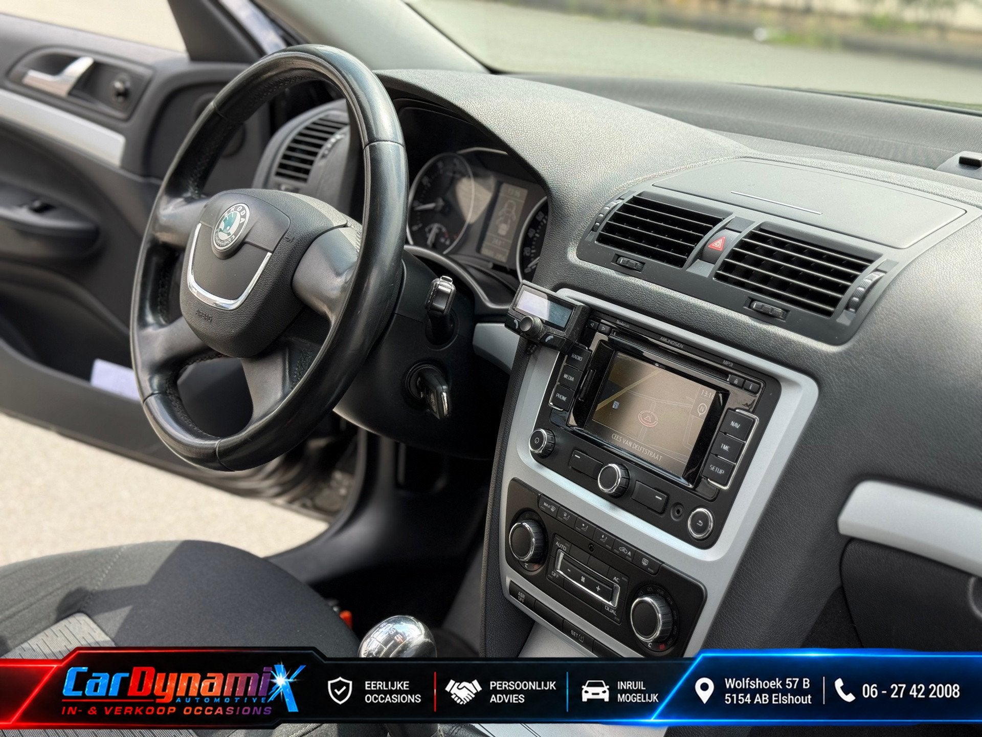 Skoda Octavia Combi 1.2 TSI Ambition Business Line | Navi |, Voorwielaandrijving, Euro 5, Gebruikt, 4 cilinders