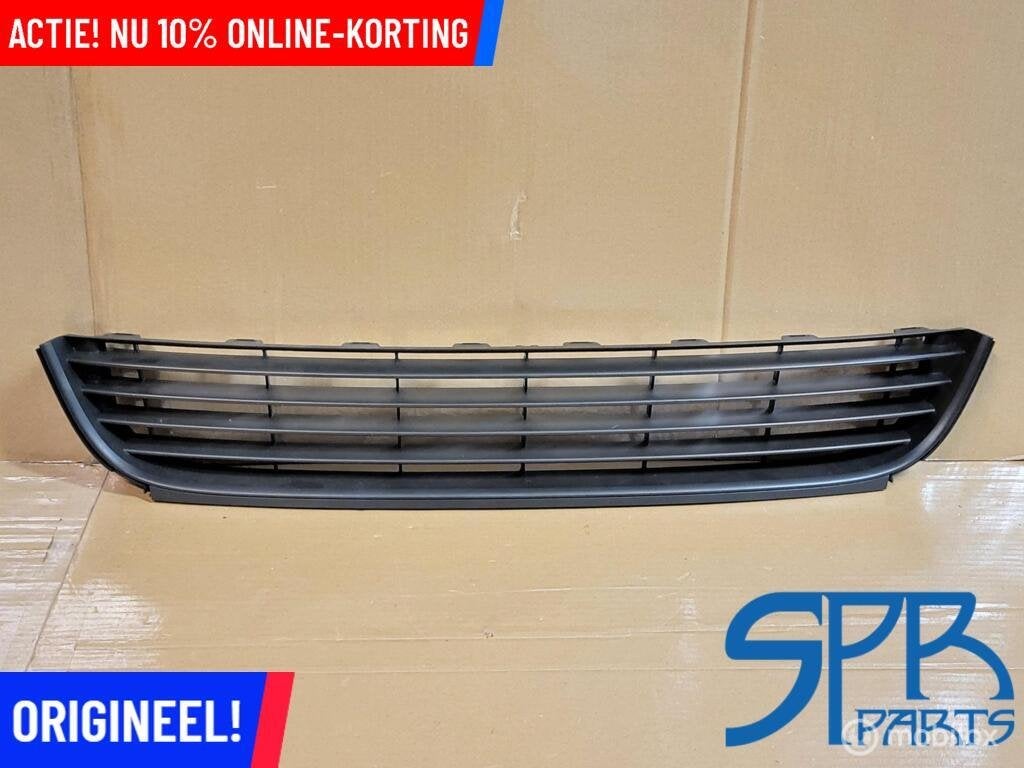 BUMPERROOSTER MIDDEN VOORBUMPER GOLF 6 VI PLUS 09-13 GRILLE, Auto-onderdelen, Gebruikt, VOLKSWAGEN, Volkswagen, Ophalen of Verzenden