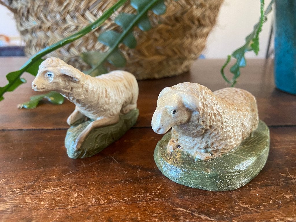 2 mooie oude grote brocante Kerst schaapjes oude kerstballen, Ophalen of Verzenden, Gebruikt