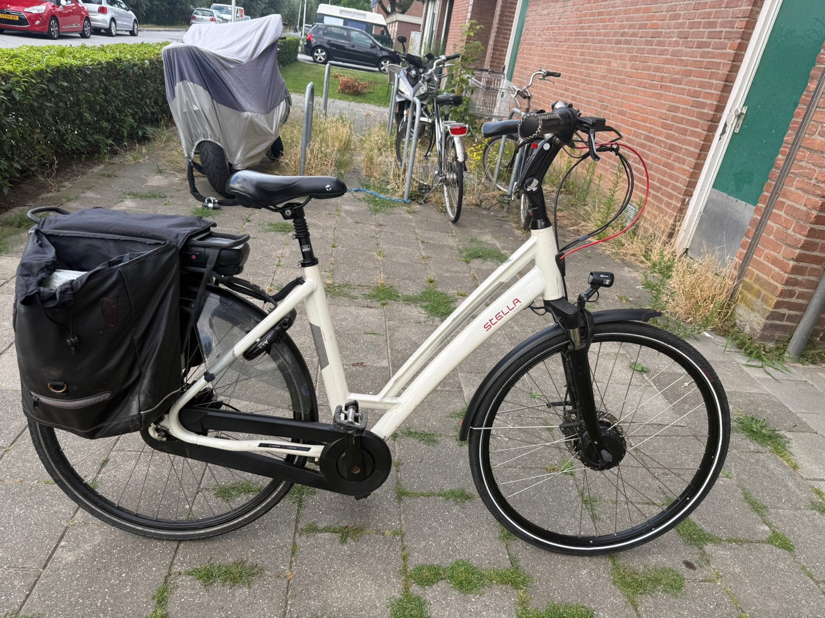 zeer nette stella elektrischie fiets  28 inch 57, 56 cm of meer, Ophalen of Verzenden, Zo goed als nieuw, Gazelle