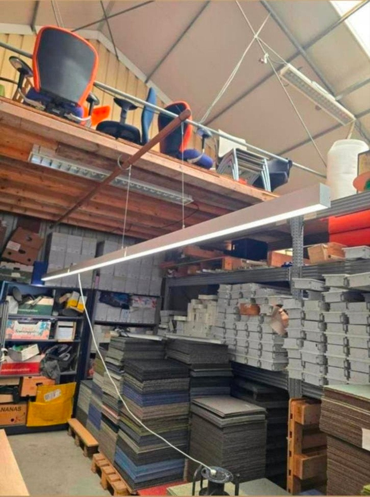 Koppelbare en uitbreidbare LED hanglampen (1,5m per deel), Ophalen of Verzenden
