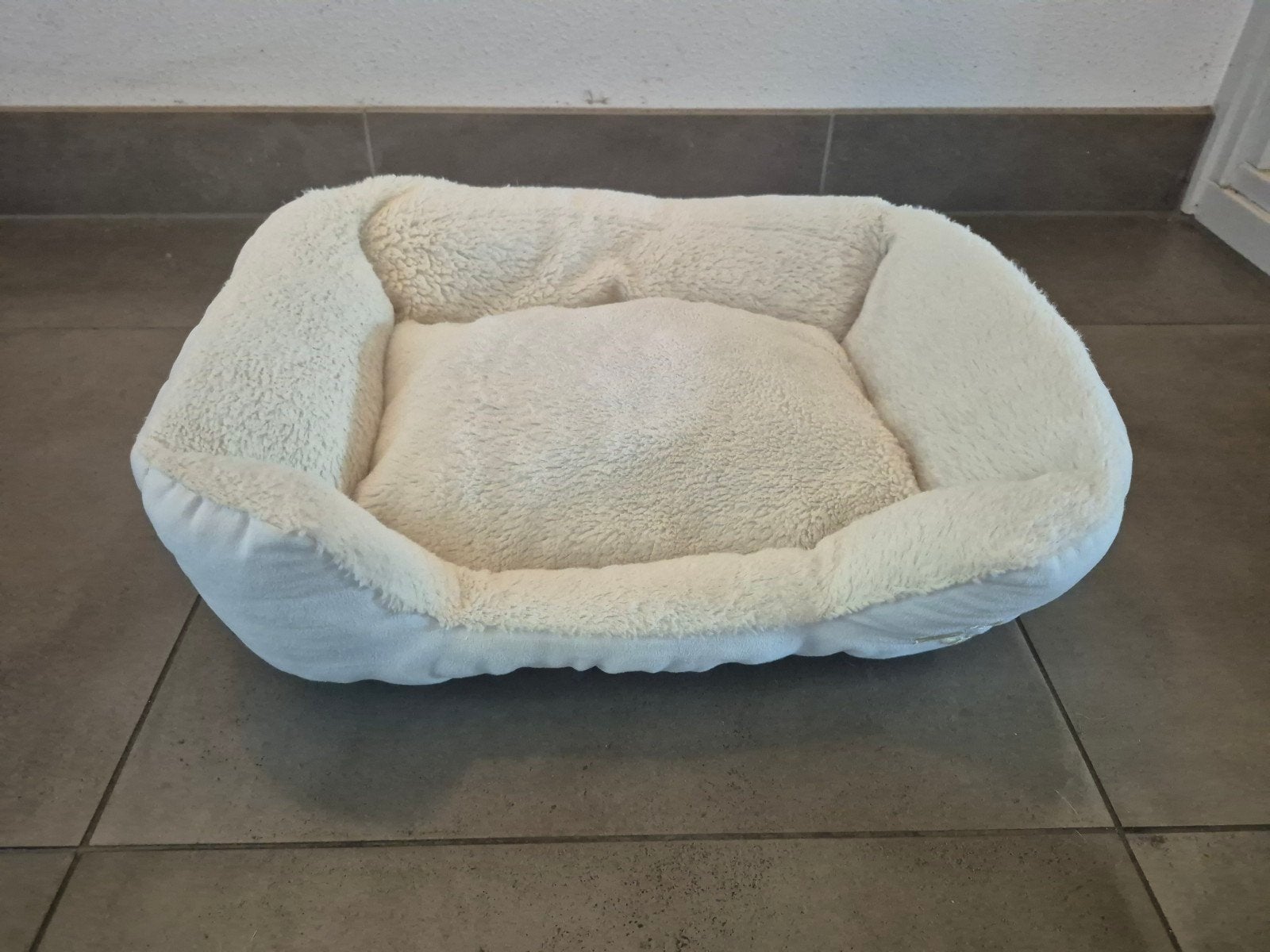 Kattenmandje, Ophalen, Zo goed als nieuw