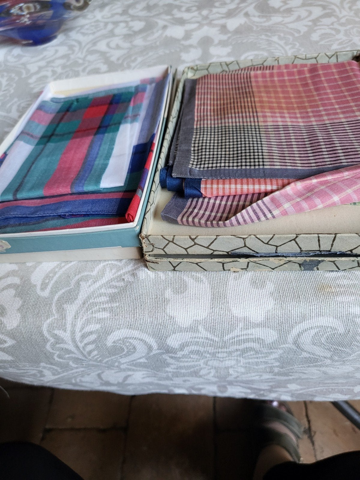 2 doosjes vintage zakdoekjes, Ophalen of Verzenden, Huis en Inrichting