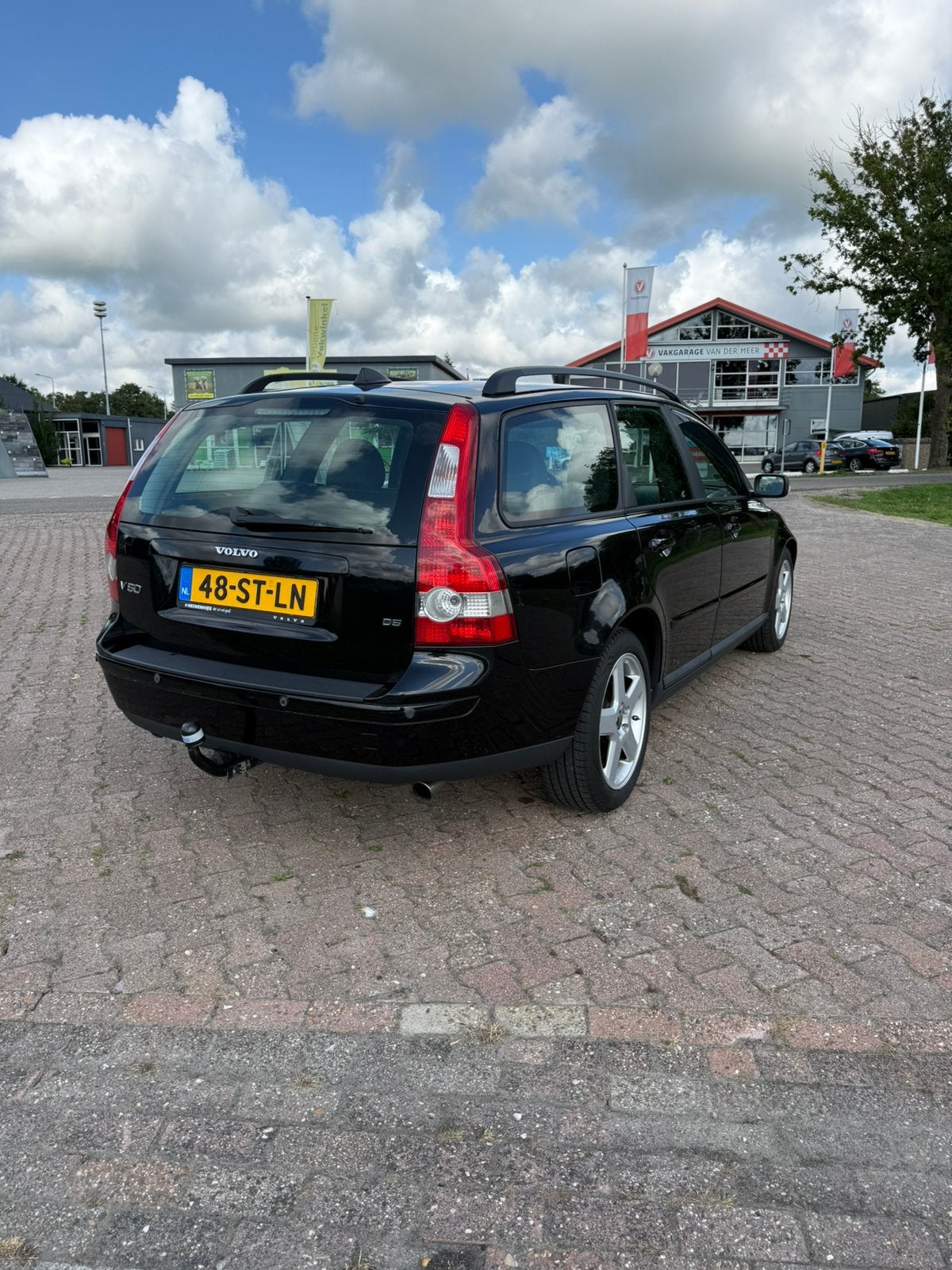 Volvo V50 2.4 D5 Geartronic 2006 Zwart, Zwart, Stationwagon, Diesel, Onderhoudsboekje