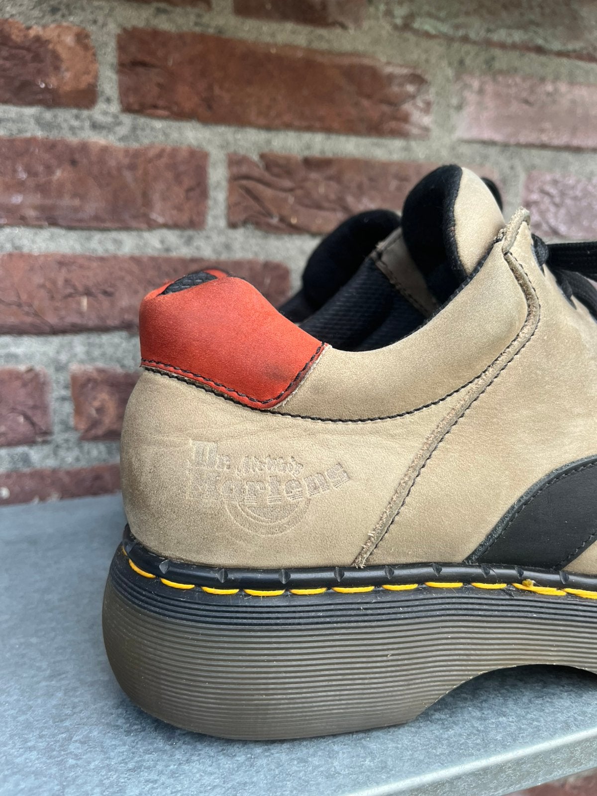 Dr. Martens 8345 MIE Buzz zool maat Uk 10/ Eu 45, Dr. Martens, Docs, Ophalen of Verzenden, Gedragen