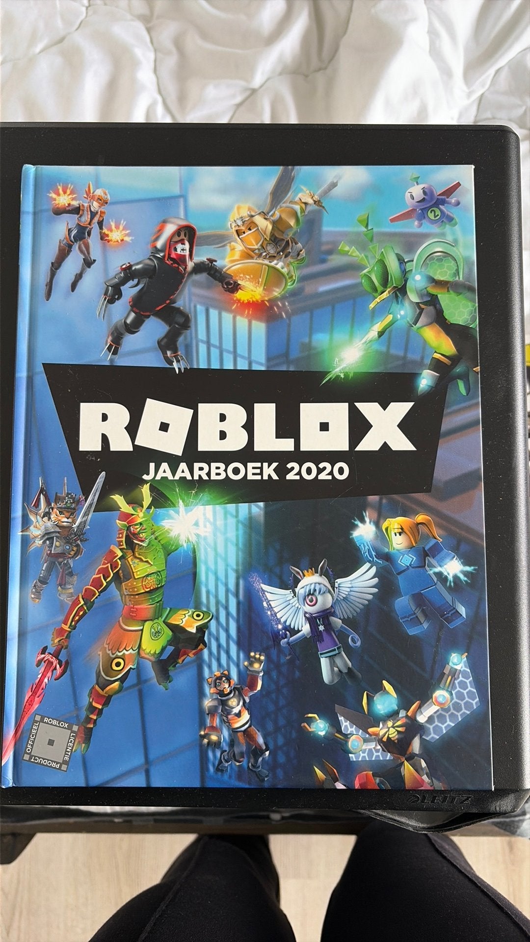 Roblox jaarboek 2020, 1 speler, Ophalen of Verzenden, Zo goed als nieuw
