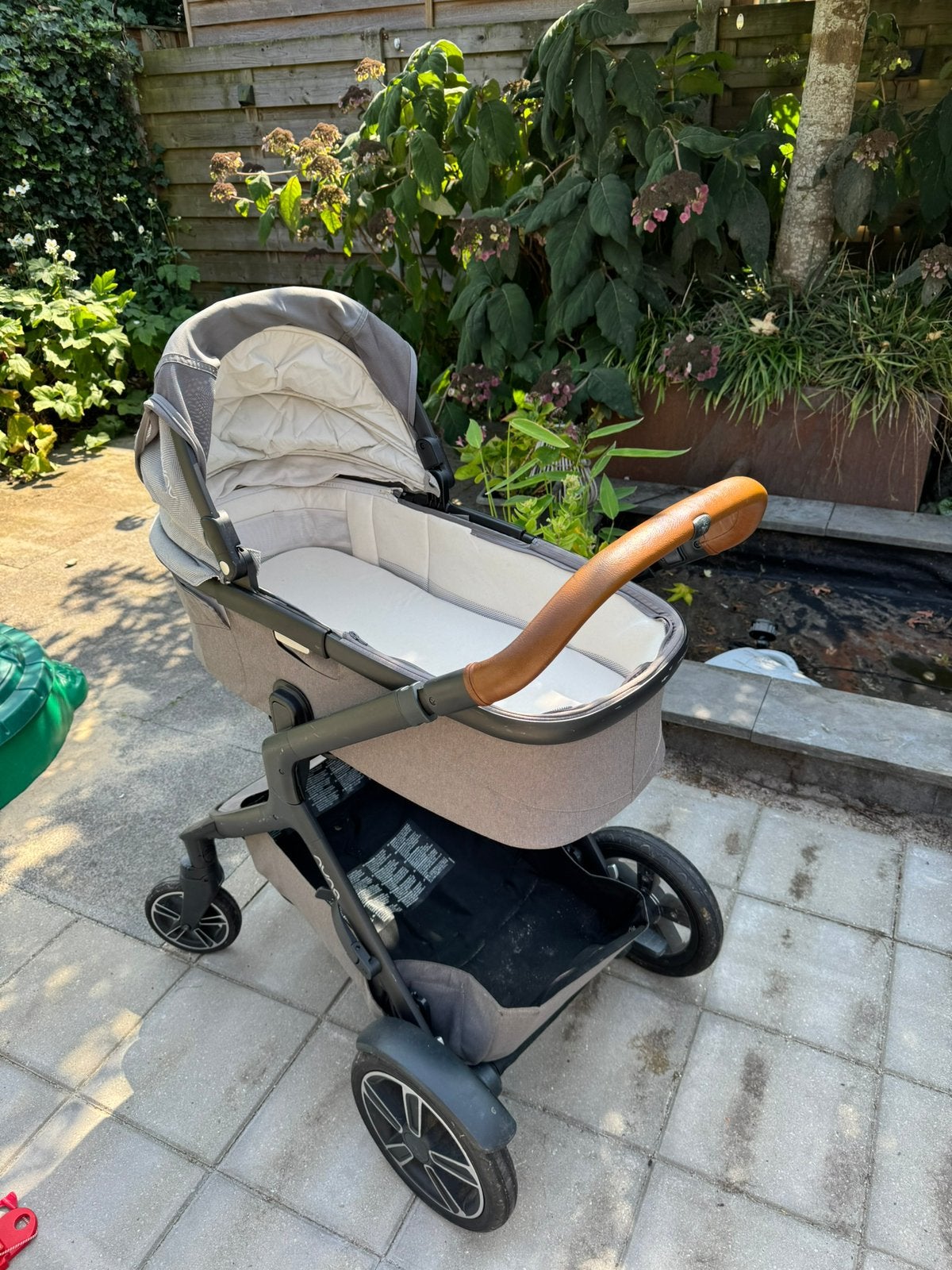 Kinderwagen nuna, Gebruikt, Verstelbare duwstang, Ophalen, Kinderwagen
