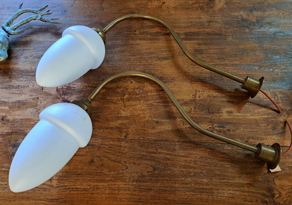 Een stel zeer mooie grote Art Deco wandlampen Lengte 79 cm, Ophalen