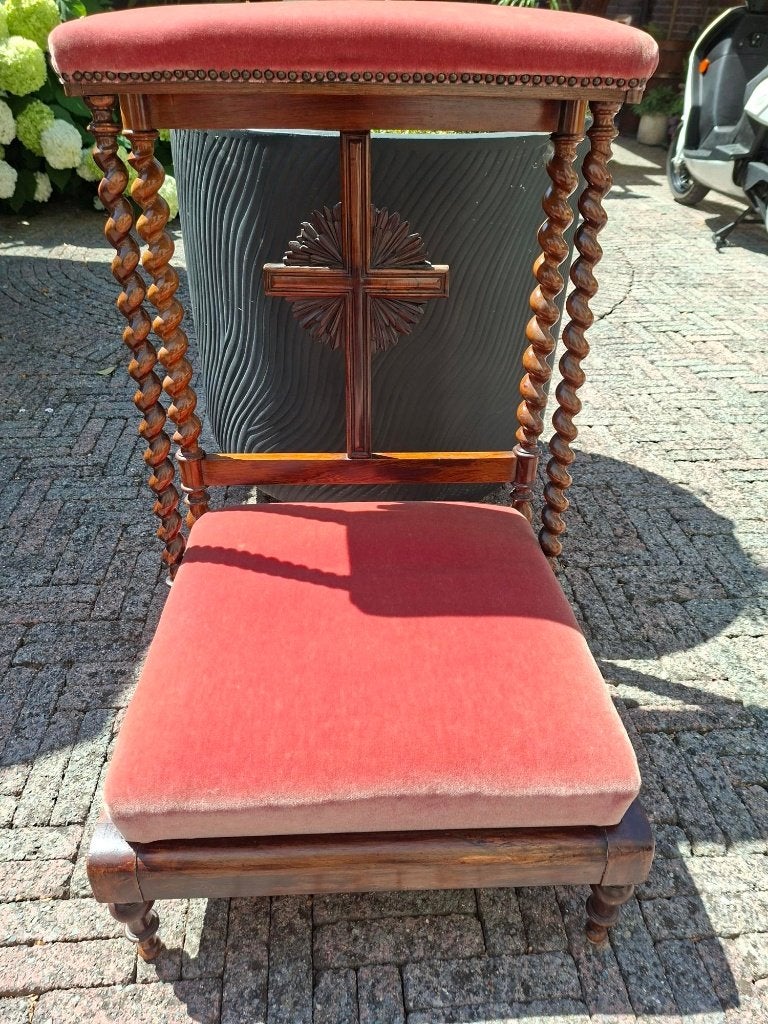 Antieke Bidstoel met Rood Fluweel, Antiek en Kunst, Ophalen