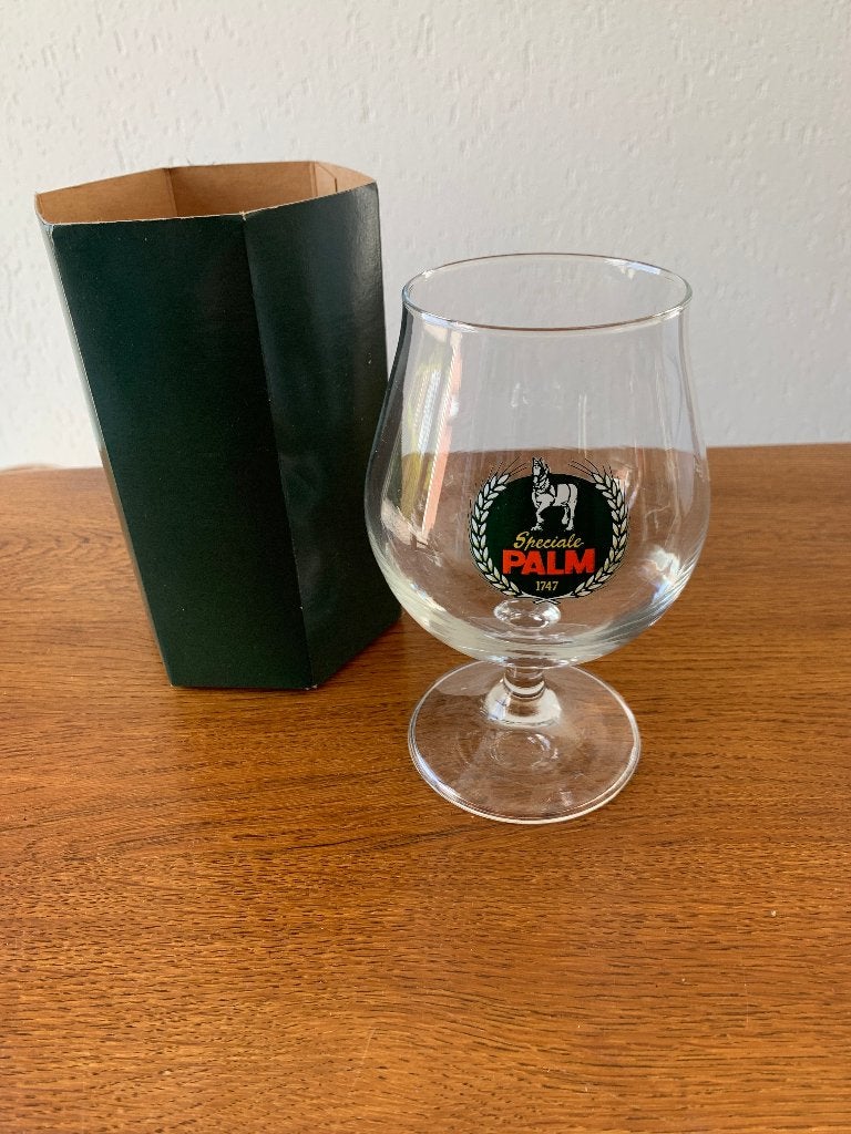 Bierglas "Palm" op Voet met bijbehorende groene Doos Nieuw, Verzamelen, Biermerken, Ophalen of Verzenden, Nieuw, Glas of Glazen