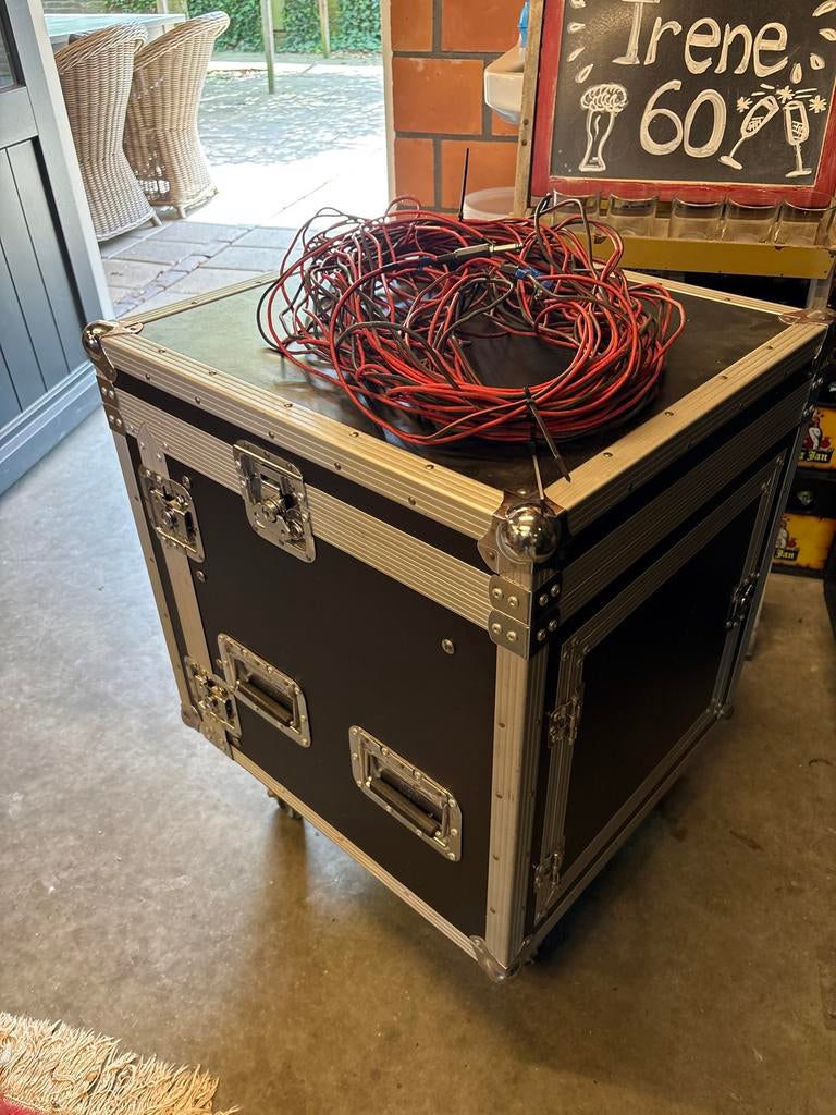 Foto 7 van Complete PA-set: JBL model 6290 versterker en Yamaha mixer