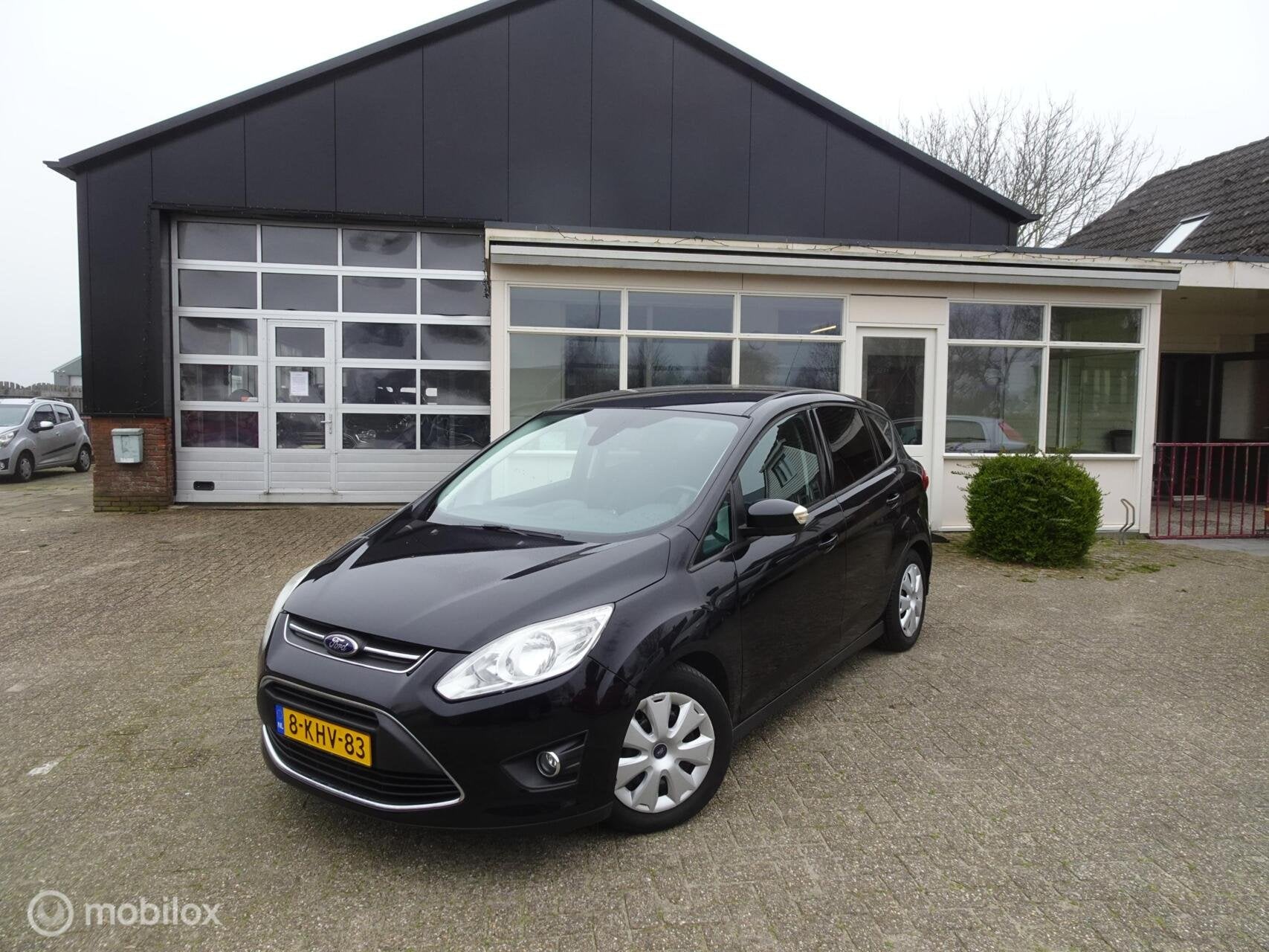 Ford C-Max NIEUWE REVISIE MOTOR BIJ 115476 KM 1.0 Titanium, Auto's, Voorwielaandrijving, Euro 5, Gebruikt, Zwart