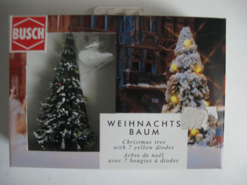 Modeltrein Ho: Busch 5409 Kerstboom, Hobby en Vrije tijd, Modeltreinen | H0, Overige merken, Gelijkstroom of Wisselstroom, Overige typen