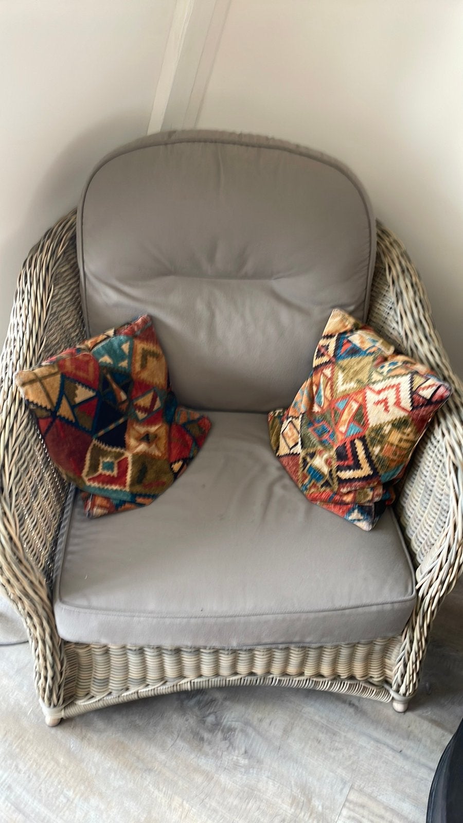 4 super mooie, comfortabele rotan/kunstof tuinstoelen, Ophalen, Zo goed als nieuw, Kunststof