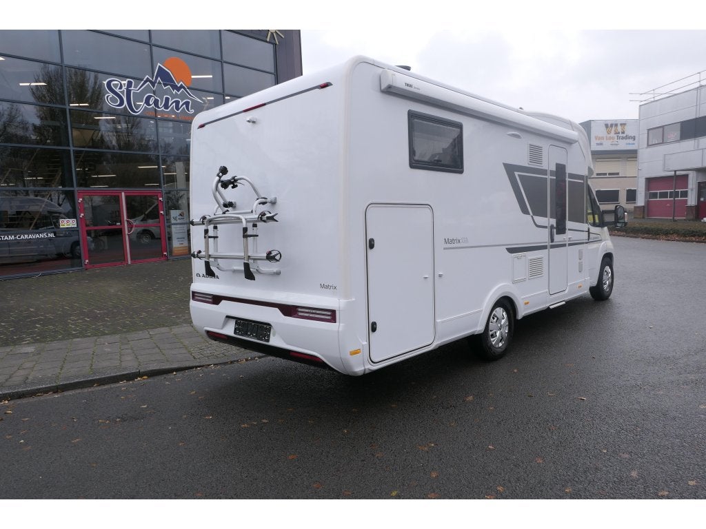 Adria Matrix Axess 670 SL enkele bedden, Watertank (Afval), Standaard zit, Ringverwarming, Buitenlamp