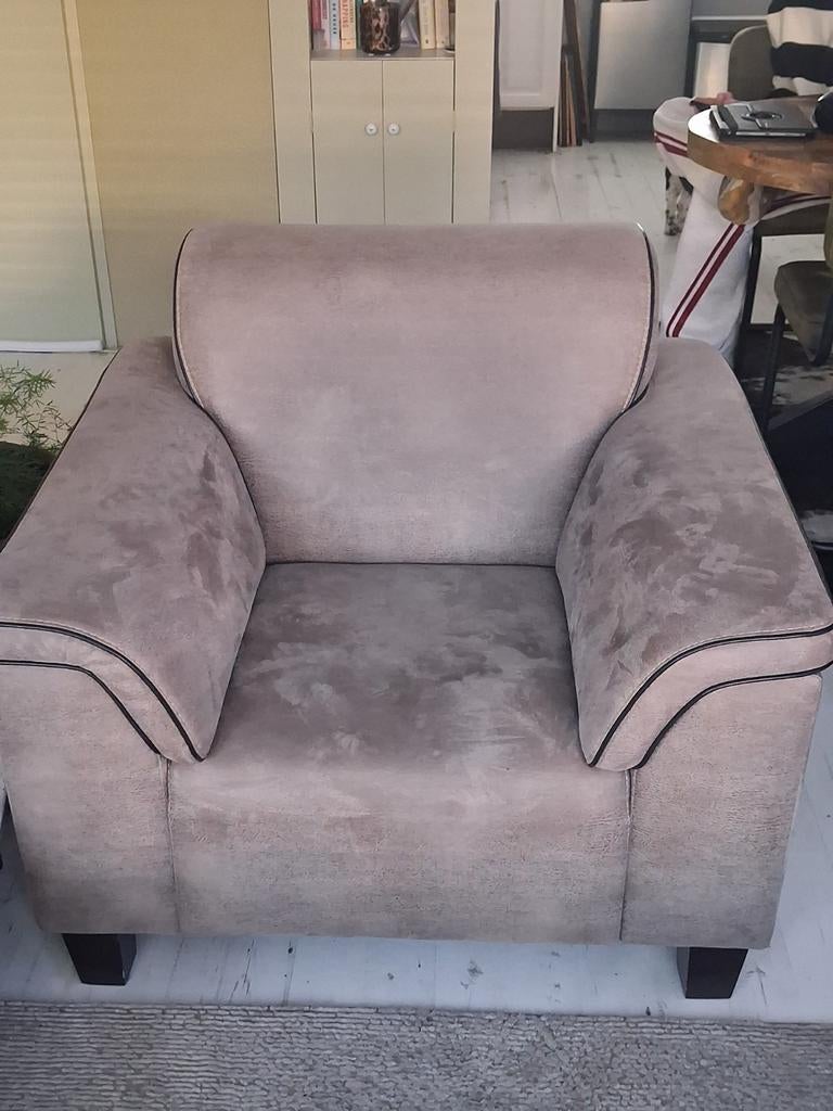 Comfortabele fauteuil in beige stof, Ophalen of Verzenden, Zo goed als nieuw, Minder dan 75 cm, 75 tot 100 cm
