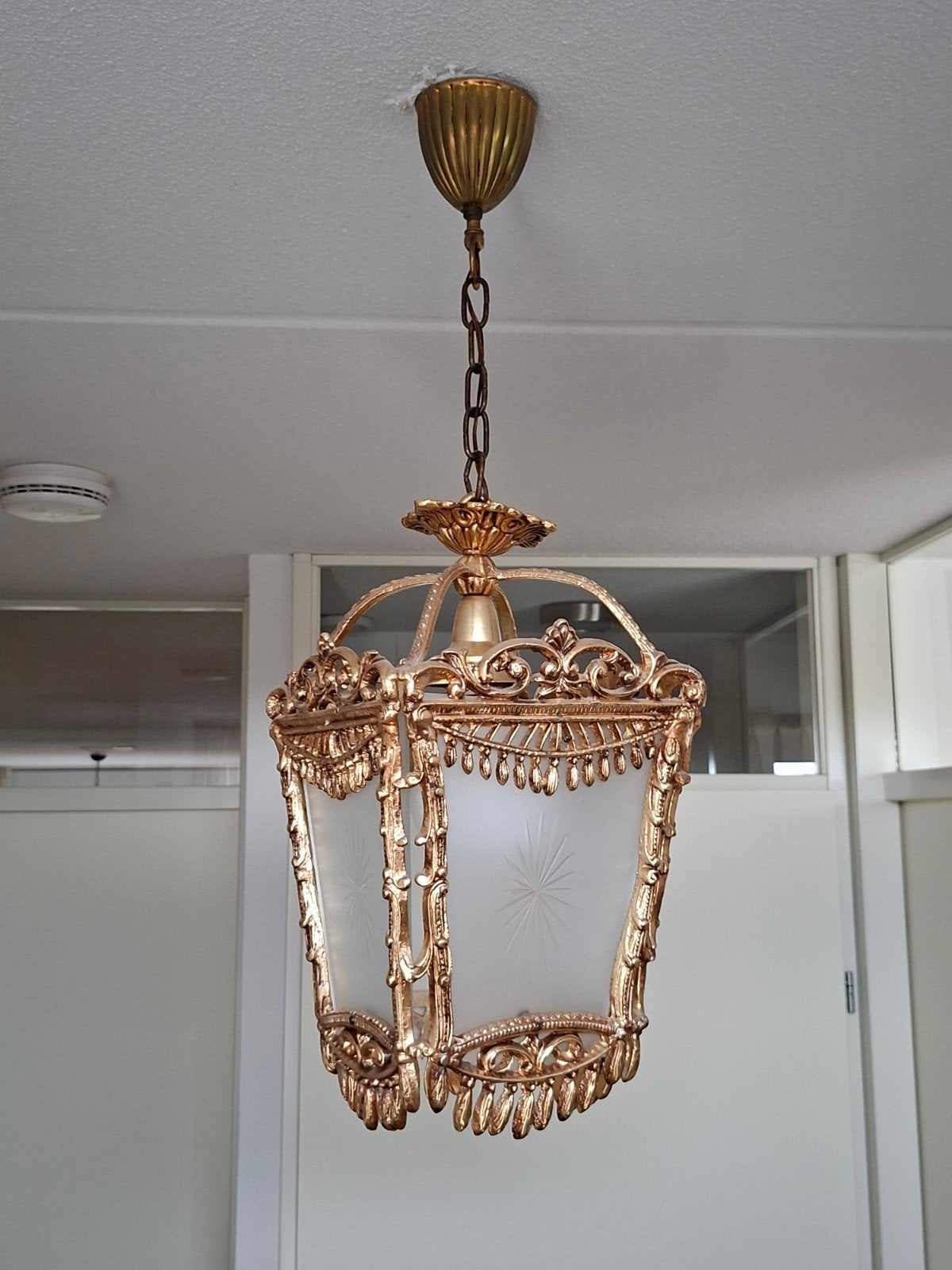 Antieke gouden hanglamp met geëtst glas, Ophalen of Verzenden