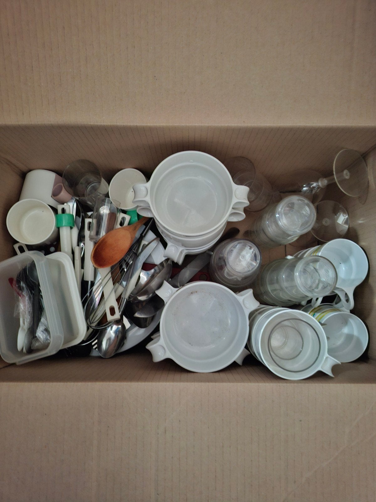 Vintage Camping servies, Ophalen