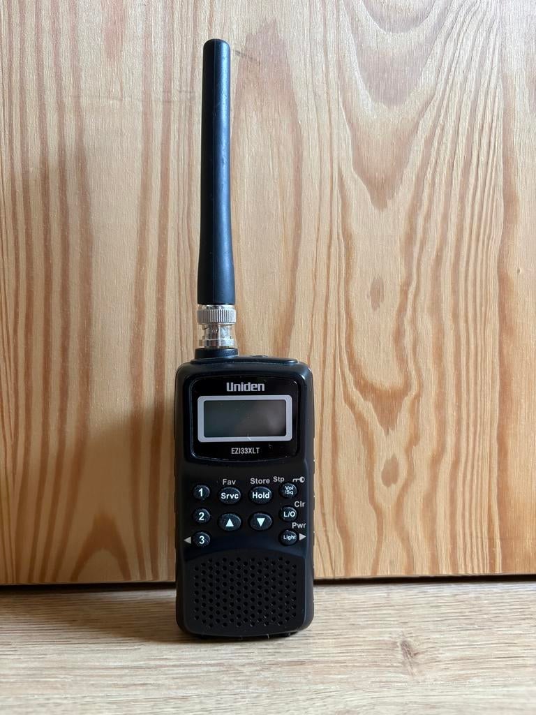 Uniden EZI33XLT Handscanner, Telecommunicatie, Scanners, Zo goed als nieuw, 200 tot 500 kanalen, Draagbaar, Ophalen of Verzenden
