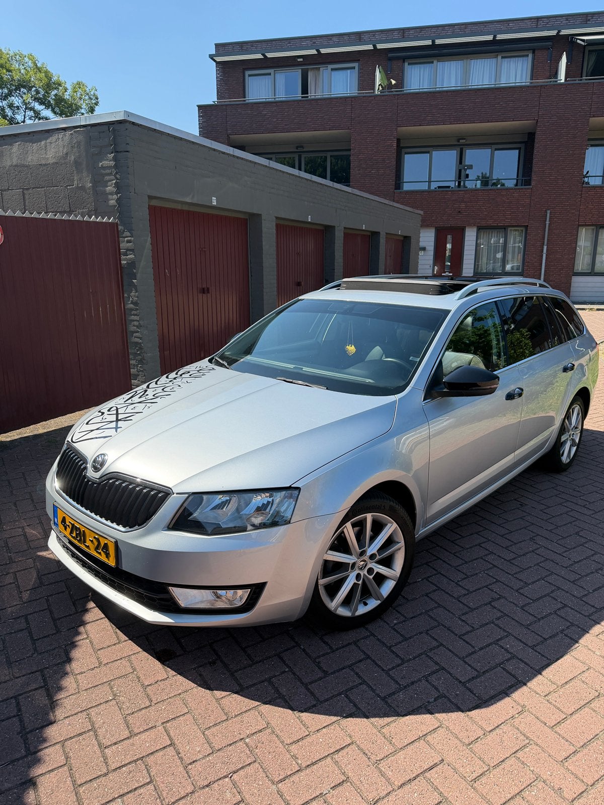 Skoda Octavia 1.4 TSI 122 PK Combi Dsg-7 2015 Grijs, Auto's, 4 cilinders, 1192 kg, Leder en Stof, Origineel Nederlands