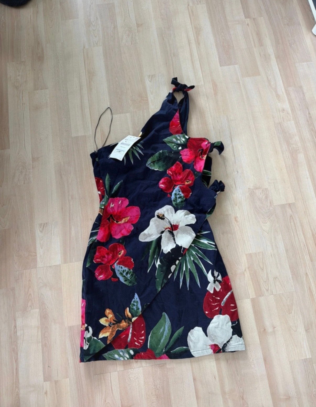 Zara Trafaluc Bloemenprint Jurk - XS, Kleding | Dames, Meerkleurig, Nieuw, Ophalen of Verzenden, Maat 34 (XS) of kleiner
