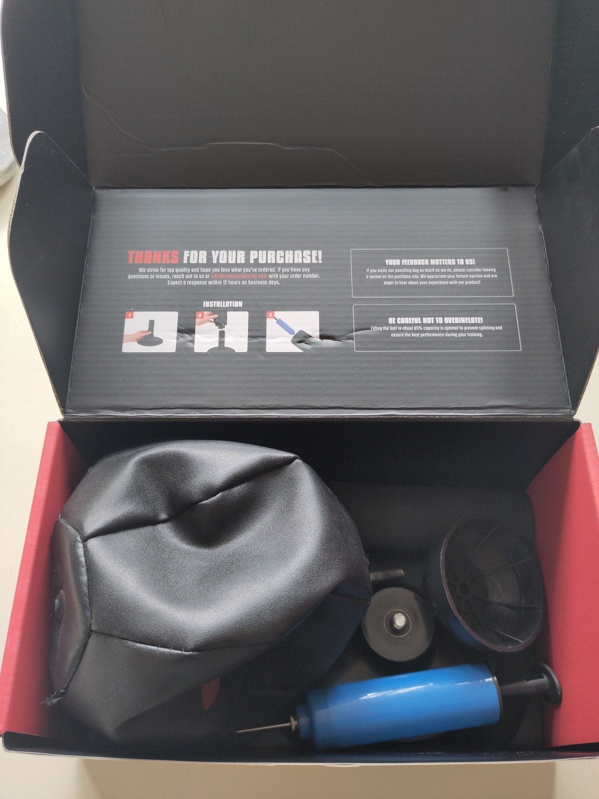 Nieuwe Boksbal met Zuignap en Pomp - Perfect voor Training, Ophalen of Verzenden, Nieuw, Boksbal