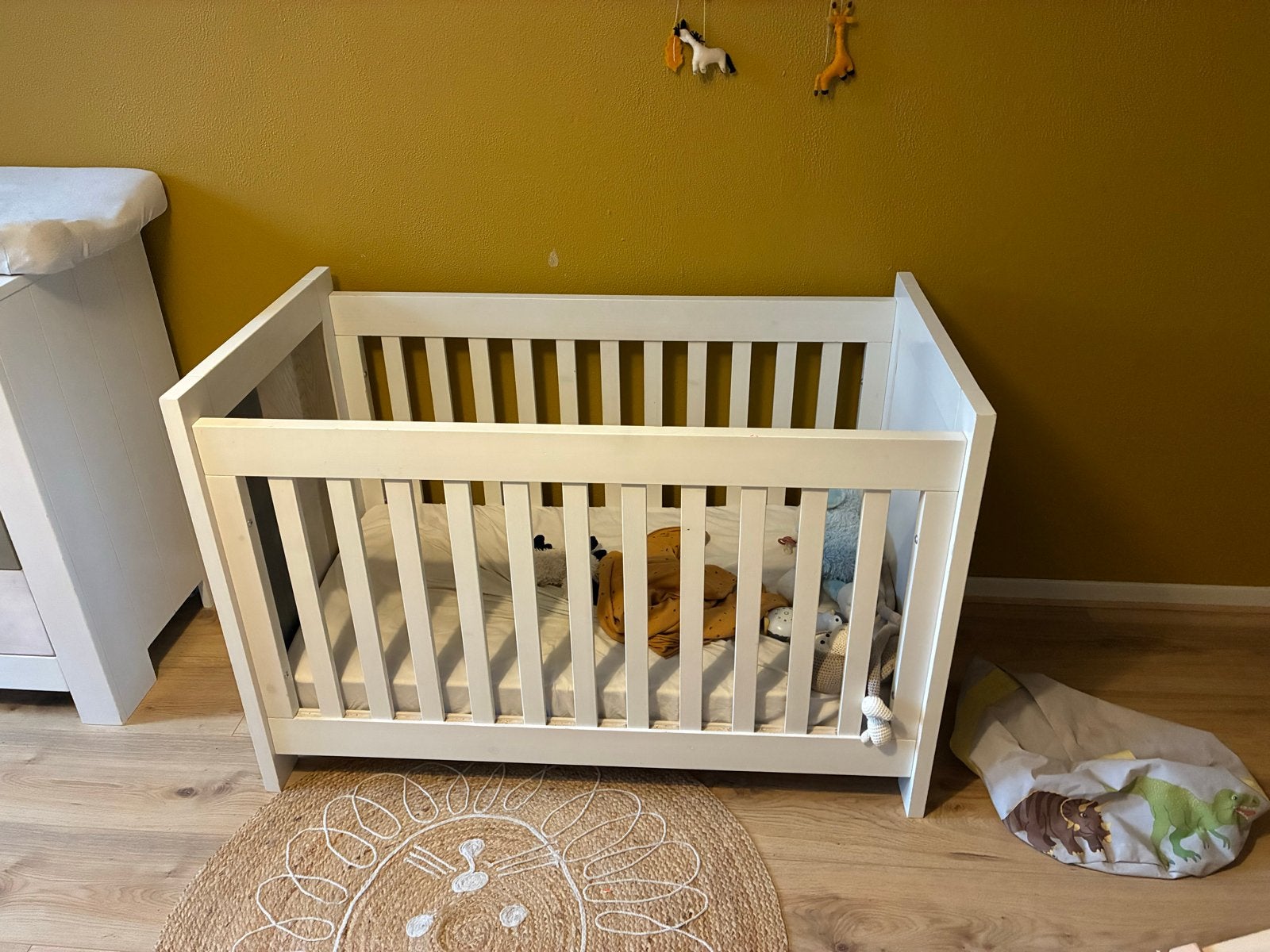 Bopita ledikant en commode. Gebruik, Kinderen en Baby's, Kinderkamer | Bedden, Ophalen, Gebruikt, Minder dan 140 cm, Matras