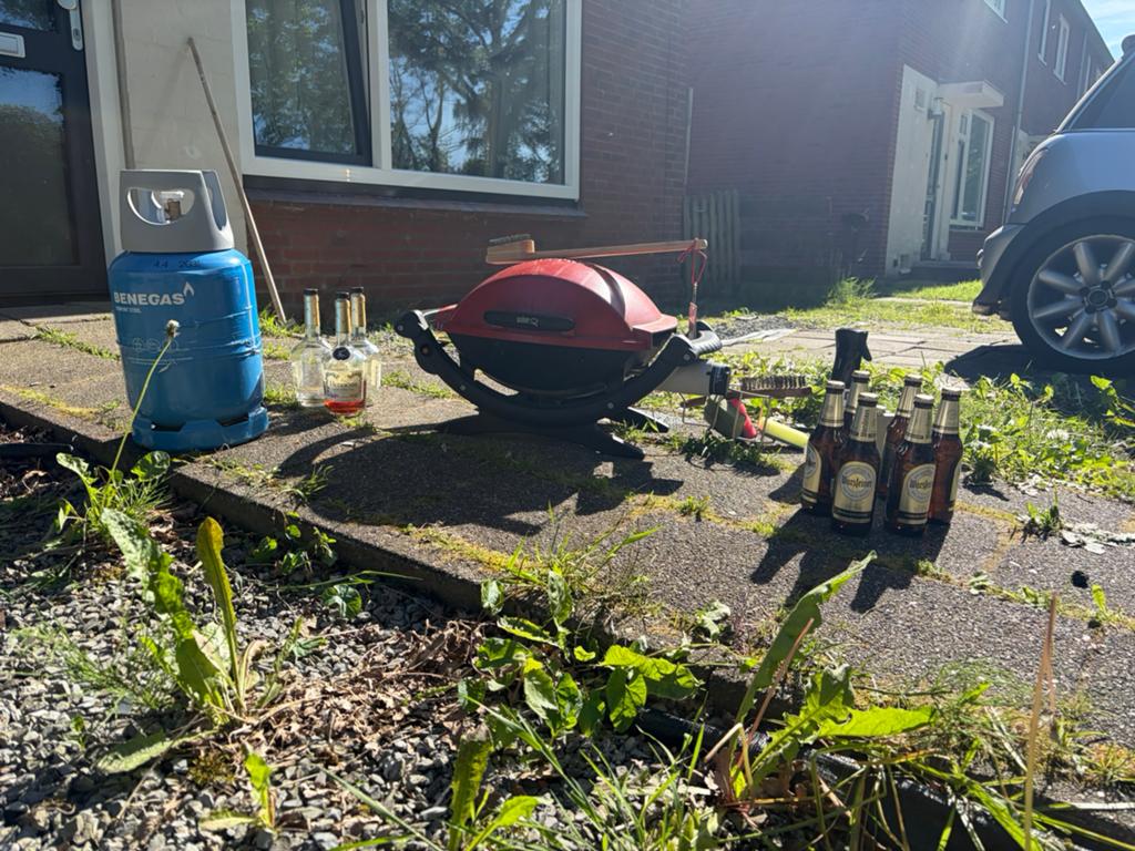 Luxe Barbecue Zomerpakket! Weber Q2000 + Benegas Gas + Henn, Garantie, Tuinontwerp