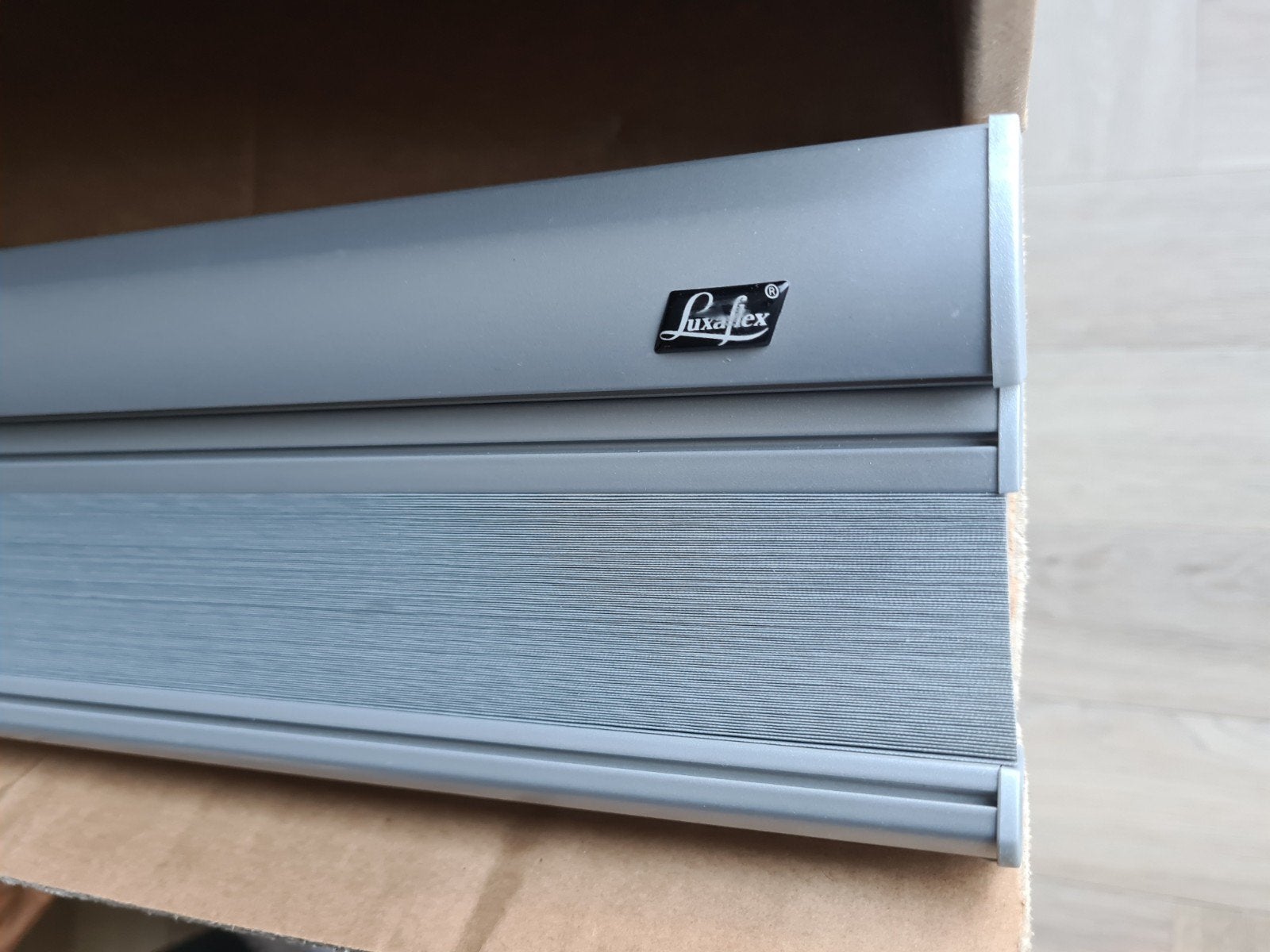 Nieuw Luxaflex duette shade lightrise, 1.25m breed, Huis en Inrichting, Inclusief montageonderdelen, 126 cm, Nieuw, Ophalen of Verzenden