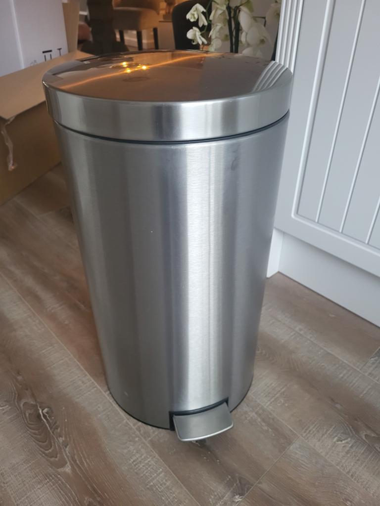 Brabantia Bo Touch Bin 30L - RVS Prullenbak met Pedaal, Ophalen, Gebruikt, Met pedaal, Rvs