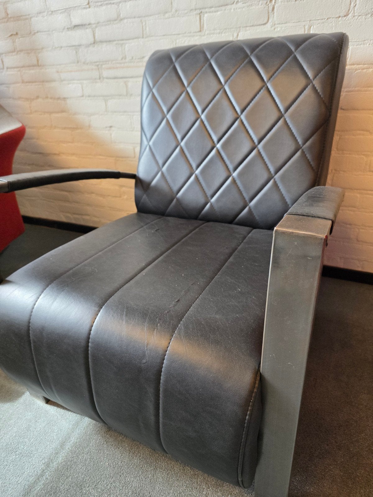 Twee fauteuils, metalen frame. In goede staat. Gratis!, Ophalen, Gebruikt, Twee, Overige materialen