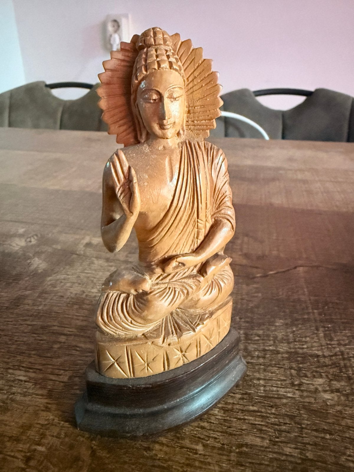 Boeddhabeeld boeddha  vitarka mudra hout beeld houten, Ophalen of Verzenden, Zo goed als nieuw