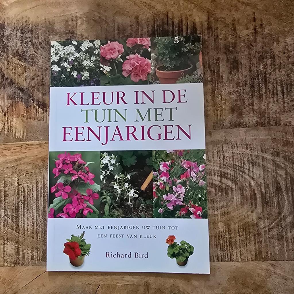 Kleur je tuin met eenjarige, Ophalen of Verzenden, Nieuw, Tuinieren en Tuinplanten