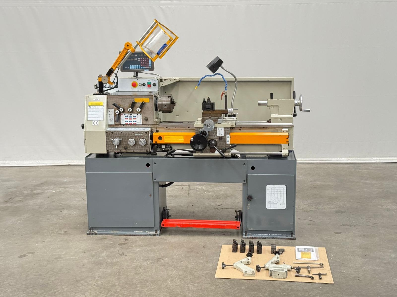 Draaibank, ZMM HU310 ø x 750 mm, Doe-het-zelf en Verbouw, Draaibanken, Ophalen of Verzenden, Gebruikt, Metaaldraaibank, 500 tot 1000 mm