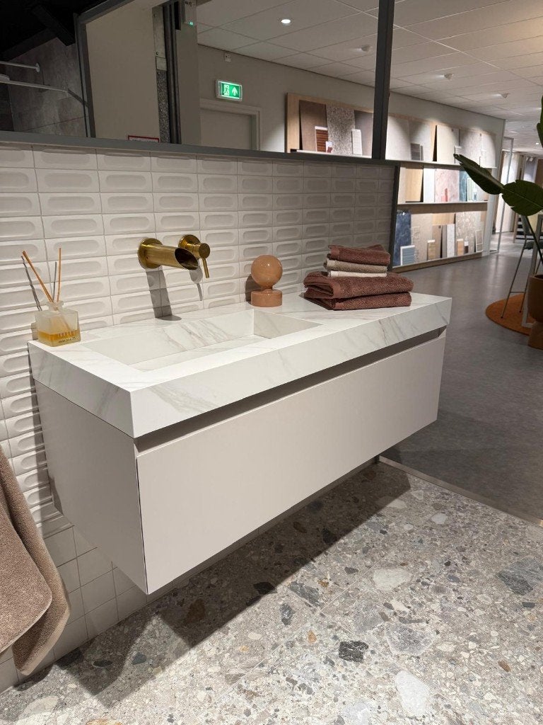 Showroom badmeubel, Huis en Inrichting, Badkamer | Badkamermeubels, Zo goed als nieuw, Wasbak of Wastafel, Minder dan 100 cm, 100 tot 150 cm