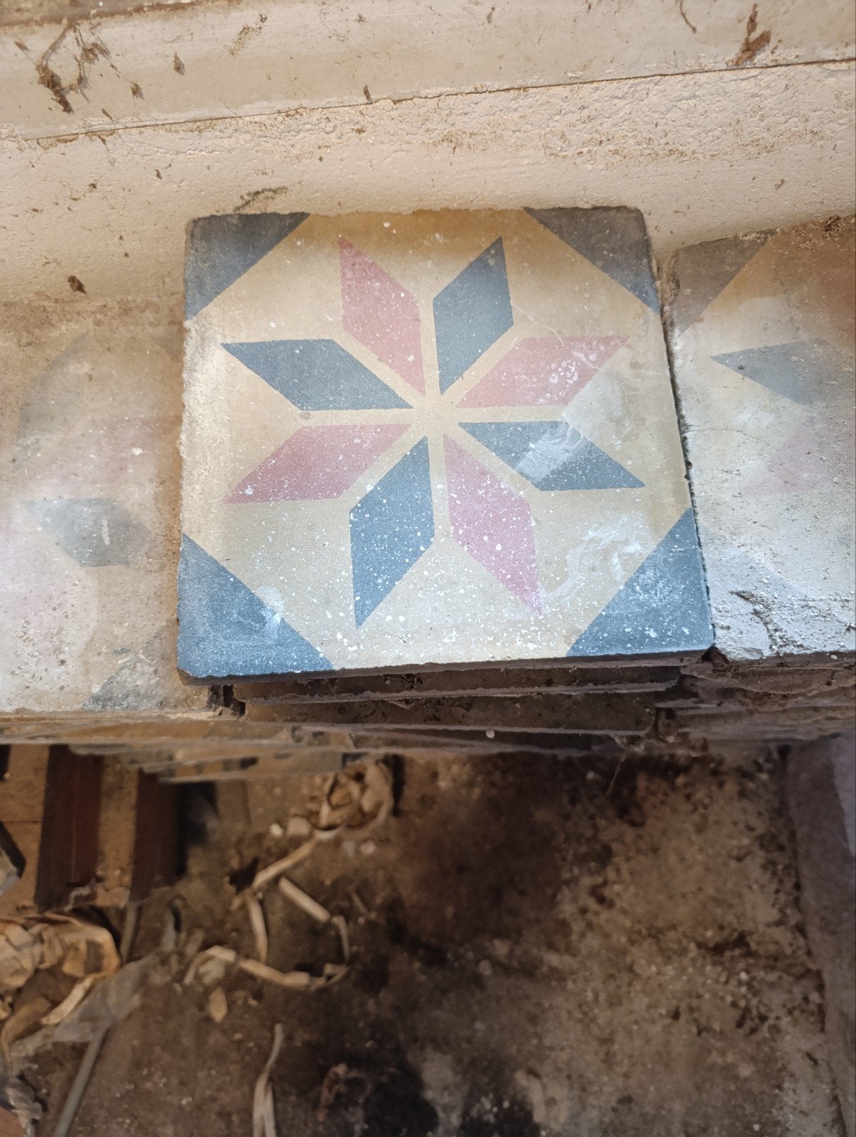 Antieke cementtegels 20x20 cm - Sterpatroon, Ophalen