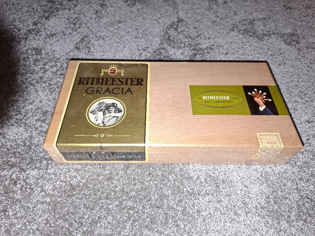 Ritmeester sigaren, Verzamelen, Ophalen of Verzenden, Zo goed als nieuw, Tabaksdoos of Verpakking