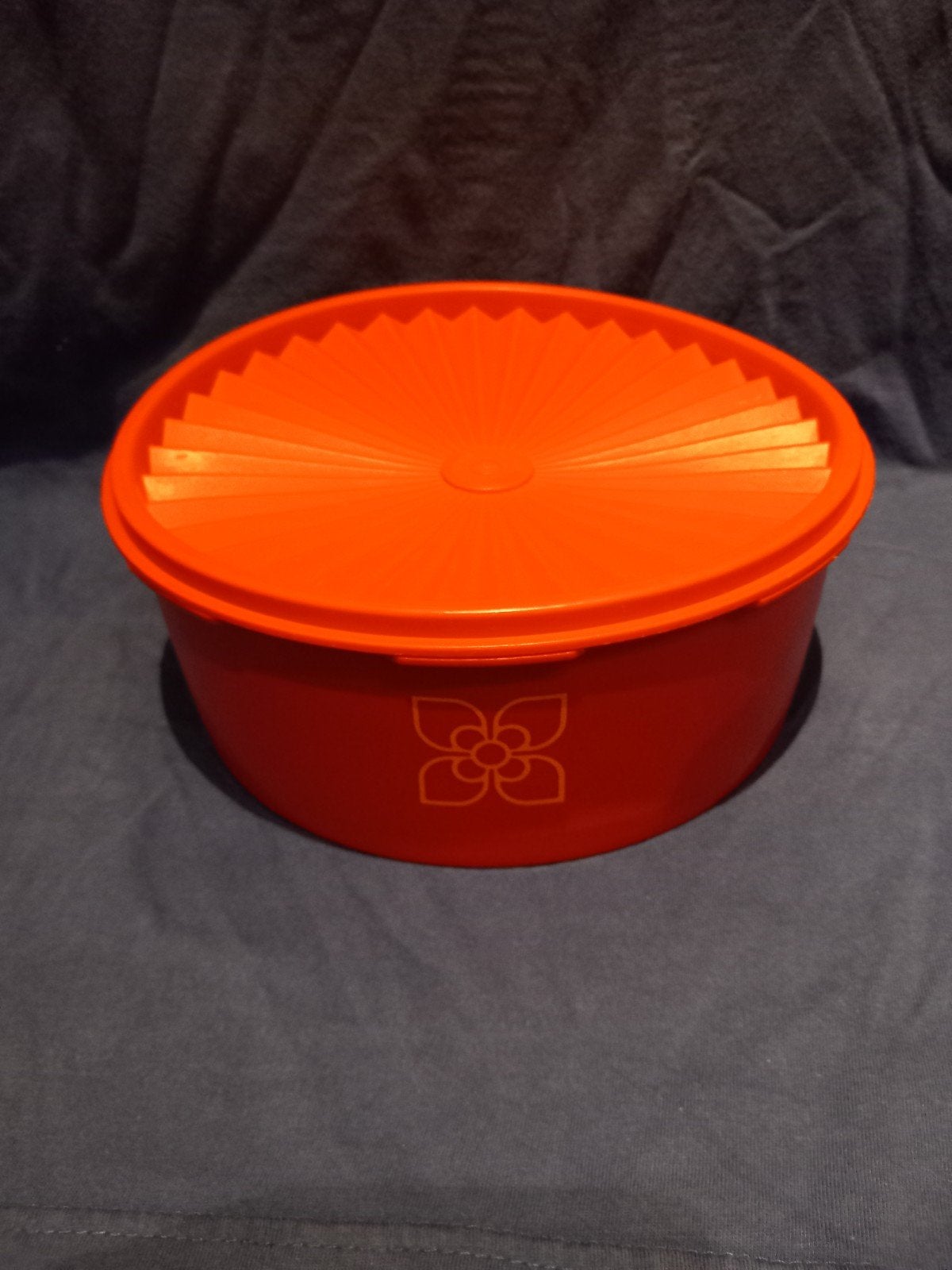 Tupperware koektrommel met sterdeksel bordeauxrood, Ophalen of Verzenden, Zo goed als nieuw, Overige typen