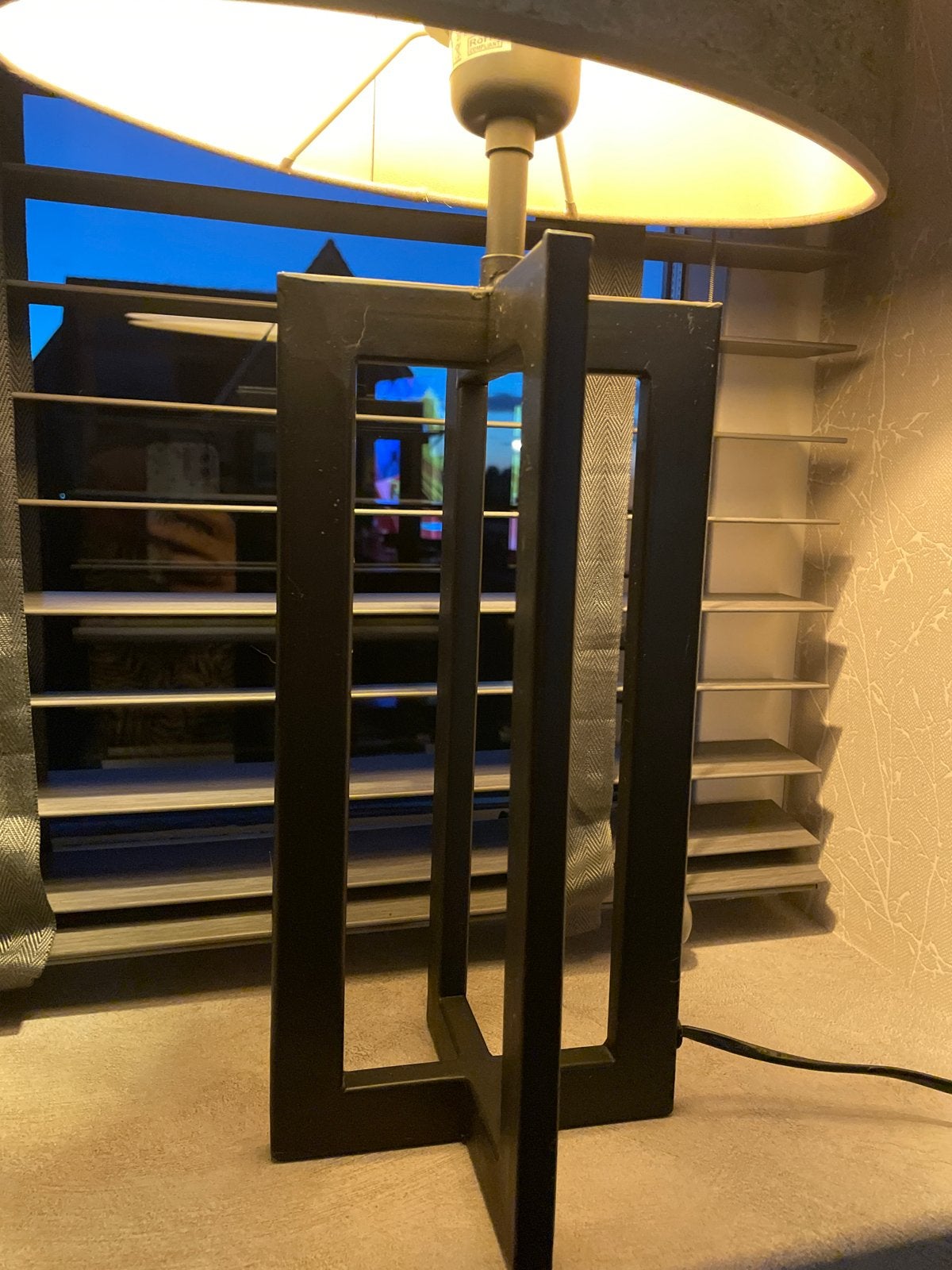 3 zwarte metalen tafellampvoeten, 30 cm, Met schakelaar, Zo goed als nieuw, Zwart