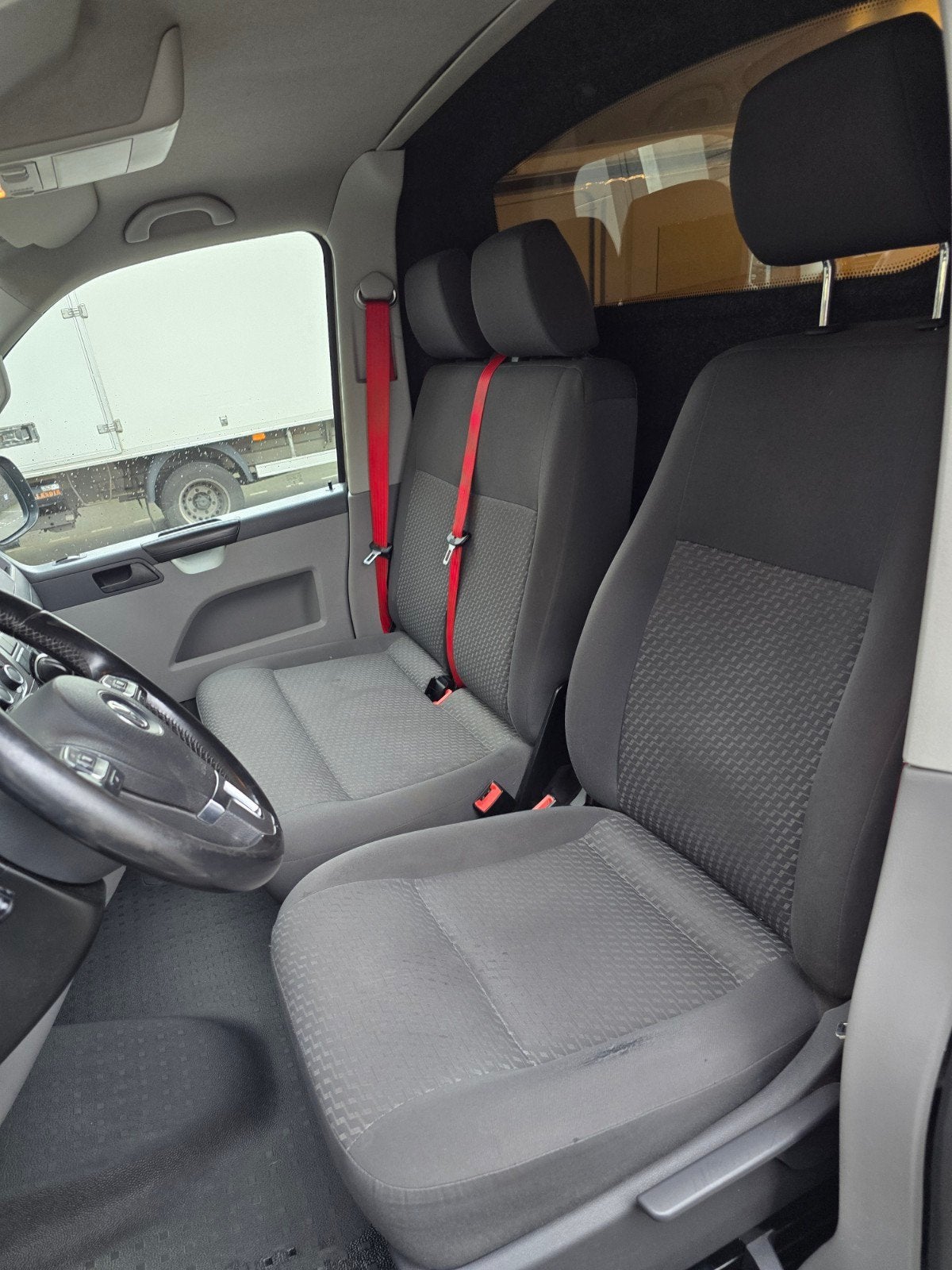 Foto 11 van Volkswagen Transporter 2.0 TDI 103KW Business VAN 2014