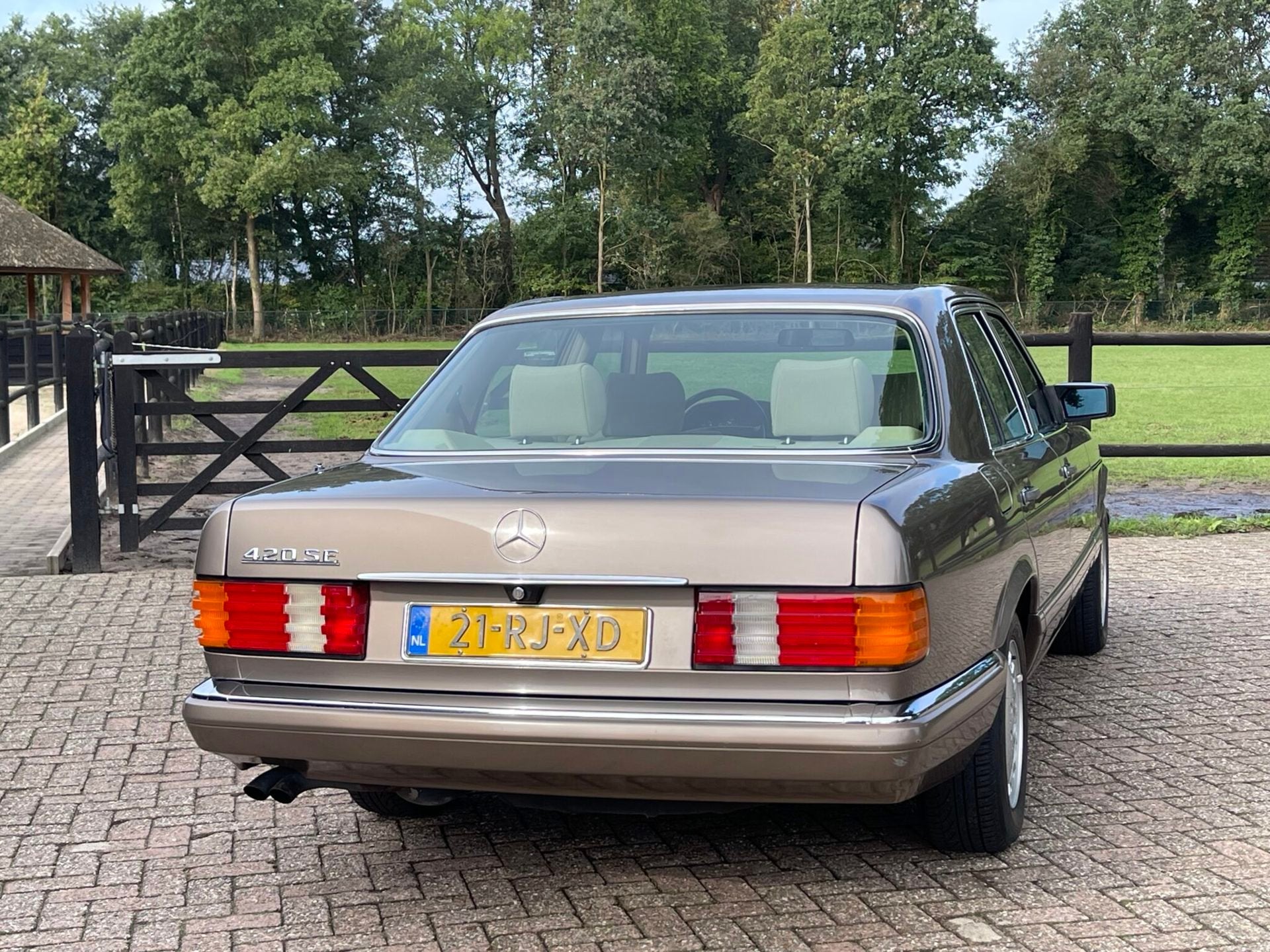 Mercedes-Benz S-klasse 420 SE W126 in zeer mooie staat, foto 6