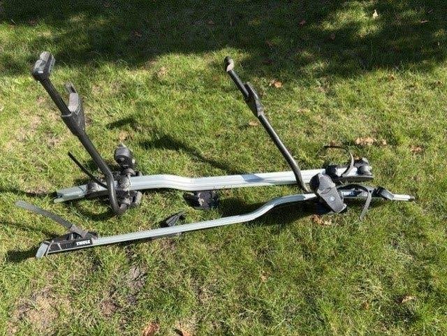 Thule ProRide 598 - Dak Fietsendrager (2x), Auto diversen, Fietsendragers, Ophalen, Brede banden, Zo goed als nieuw, Dakdrager