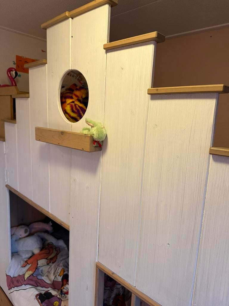 Kinderbed met 2 logeerplekken, massief hout, demontabel, Kinderen en Baby's, Kinderkamer | Bedden, Ophalen, 85 tot 100 cm, Gebruikt