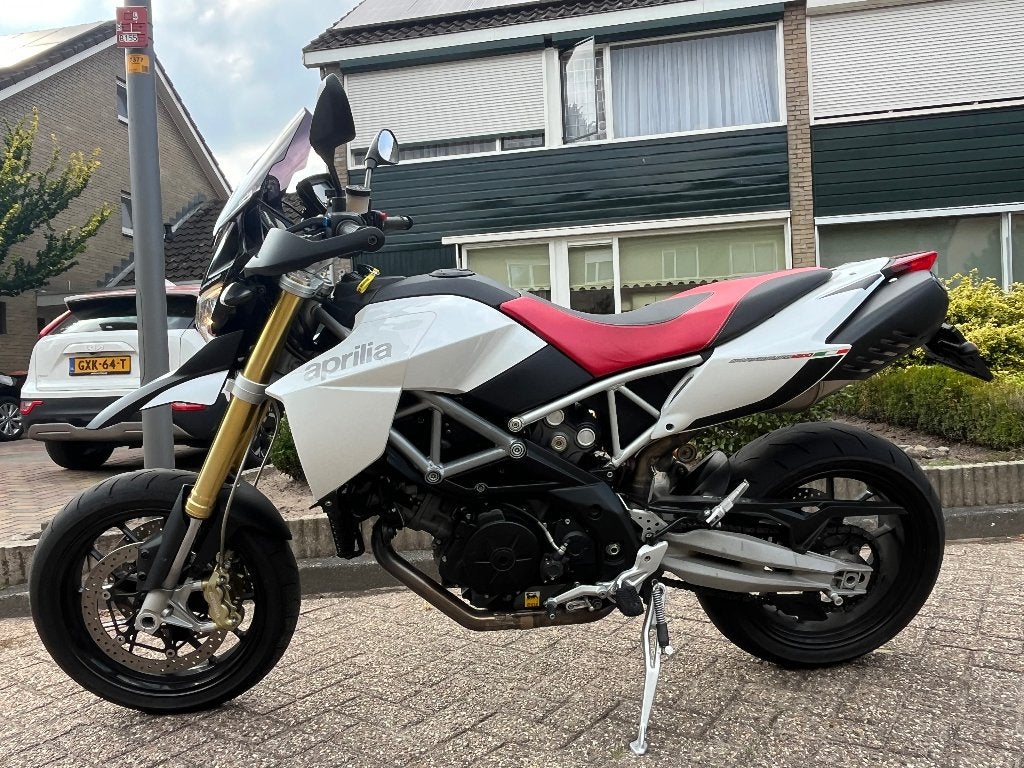 Aprillia dorsoduro, Motoren, 2 cilinders, Occasion, Particulier, Meer dan 35 kW