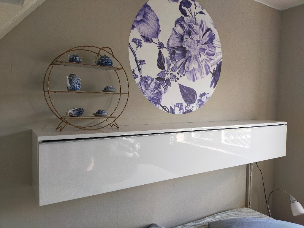 Ikea tv wandkast klepkast hangend, Huis en Inrichting, Kasten | Televisiemeubels, Ophalen, Kunststof, 150 tot 200 cm, Zo goed als nieuw