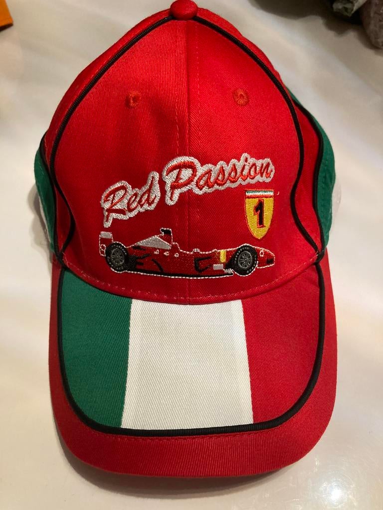 Ferrari cap red passion 1, Ophalen of Verzenden, Formule 1